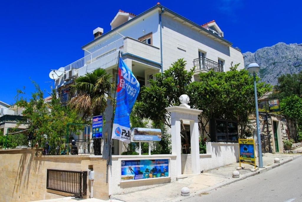 Apartments By The Sea Makarska - 15200 エクステリア 写真