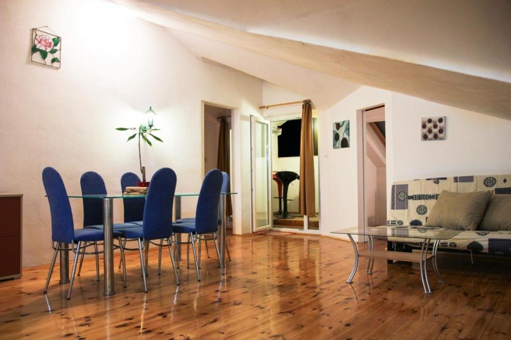 Apartments By The Sea Makarska - 15200 エクステリア 写真